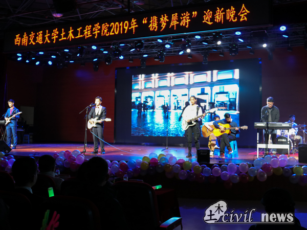 1575184383682088976.jpg 4.jpg